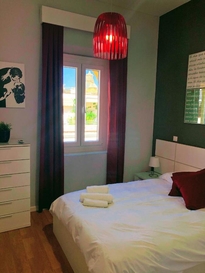 Central Apartment In Seville Exterior photo
